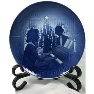 Vintage Christmas Plate 1971 B&G Bing & Grondahl Denmark Blue & White